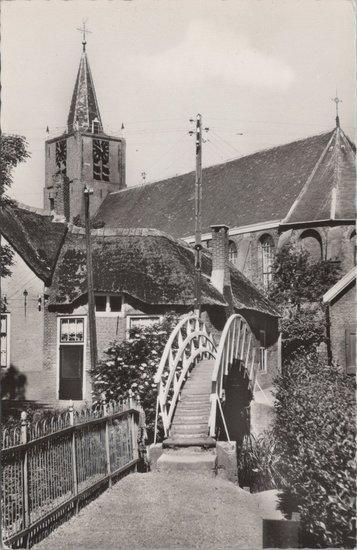 NOORDELOOS - Bruggetje, dorpsgezicht beschikbaar voor biedingen