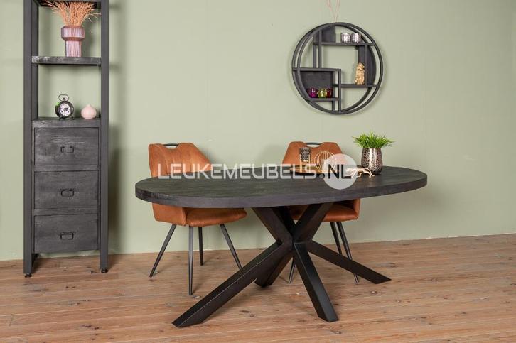 (OP VOORRAAD) Zwarte ovale Mangohouten eetkamertafel Emma, Huis en Inrichting, Tafels | Eettafels, 50 tot 100 cm, 150 tot 200 cm