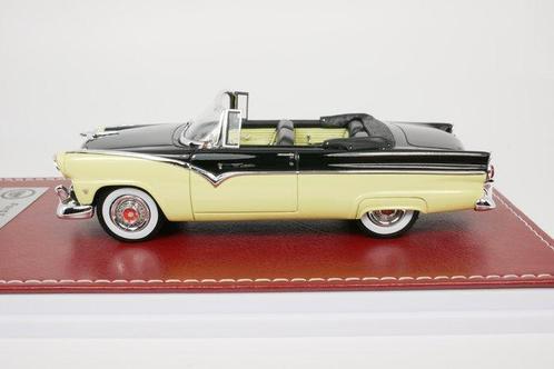 GIM 1:43 - Modelauto - Ford Fairlane Sunliner convertible -, Hobby en Vrije tijd, Modelauto's | 1:5 tot 1:12