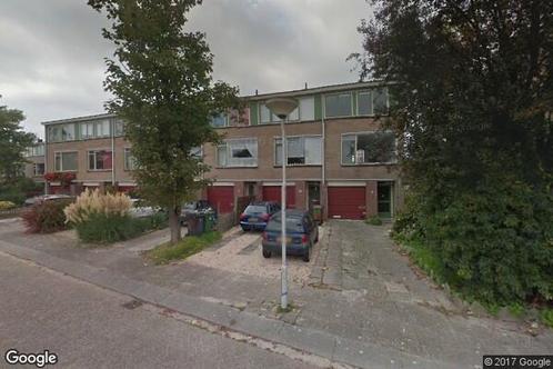 Te koop 4/5 kamerwoning in Brielle in verhuurde staat, Huizen en Kamers, Huizen te koop, tot 200 m², C, Zuid-Holland, Tussenwoning