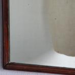 Notenhouten 18e eeuwse Soester spiegel met afneembare kroon, Antiek en Kunst, Antiek | Spiegels, Ophalen of Verzenden