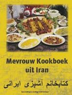 Mevrouw Kookboek Uit Iran 9789078660149, Boeken, Kookboeken, Verzenden, Gelezen