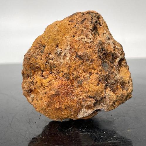 XXL SERICHO meteoriet Groot stuk met olivijnen - 200 g - (1), Verzamelen, Mineralen en Fossielen