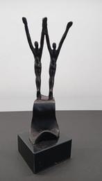 Ger van Tankeren - sculptuur, Forward - 20 cm - Tin