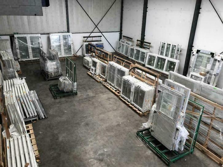 Nieuwe Kunststof Kozijnen Direct Leverbaar Uit Voorraad!, Doe-het-zelf en Verbouw, Kozijnen en Schuifpuien, Raamkozijn, Nieuw