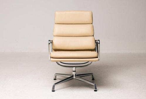 Vitra - Charles Eames, Ray Eames - Lounge stoel - EA 216 -, Antiek en Kunst, Kunst | Designobjecten