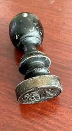 Nederlandse Hout, metal lakstempel - 8 cm, Antiek en Kunst