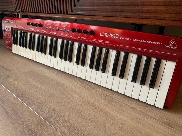 Behringer - UMX610 - Professioneel Studio Keyboard - Red +, Muziek en Instrumenten, Blaasinstrumenten | Blokfluiten