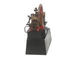 Een groot model stoommachine, Europa, 20e eeuw