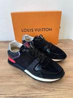 Louis Vuitton - Sneakers - Maat: Shoes / EU 38.5