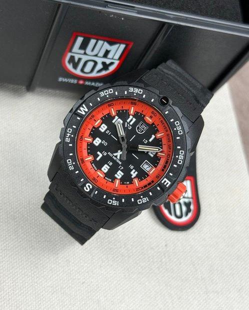 Luminox - Bear Grylls Mountain Orange Date - Zonder, Sieraden, Tassen en Uiterlijk, Horloges | Heren