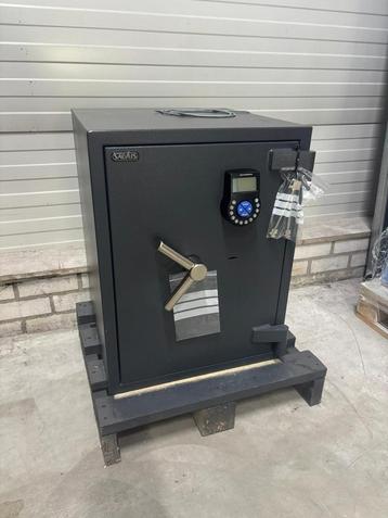 Salvus Rome 3 Axessor incl. interne afstort beschikbaar voor biedingen