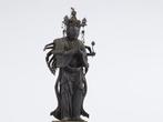 Thousand-Armed Kwan Yin (Guanyin) Statue  with Gyokugan, Antiek en Kunst