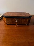 Sieradendoos - Hout, Antiek en Kunst