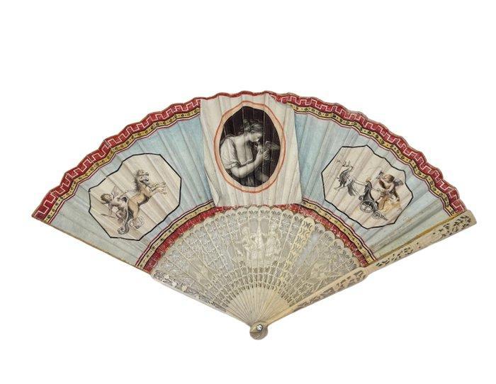 Rare Italian Hand Fan – Grand Tour Period, circa 1780–1790 –, Antiek en Kunst, Antiek | Meubels | Stoelen en Banken