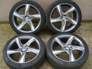 18 inch Ixion velgen, nieuwstaat V60 V70 ALLEEN velgen beschikbaar voor biedingen