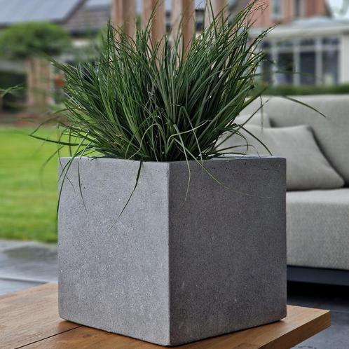 Cube S 40x40x40 cm Grey, Tuin en Terras, Bloembakken en Plantenbakken, Nieuw, Beton, Vierkant, Verzenden