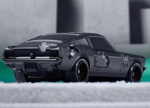 Hot Wheels 1:64 - Modelauto - Eroded Ford Mustang, Hobby en Vrije tijd, Modelauto's | 1:5 tot 1:12
