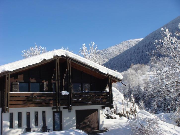 Vakantie Zwitserland vrijst chalet app 2-4 p Fiesch gletsjer, Vakantie, Vakantiehuizen | Zwitserland, Dorp, Aan meer of rivier