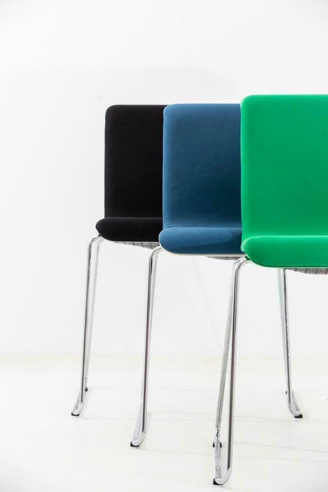 Gebruikte Bulo TAB Chair groen en zwart stof € 195,00| Ocazu, Zakelijke goederen, Kantoor en Winkelinrichting | Kantoormeubilair en Inrichting