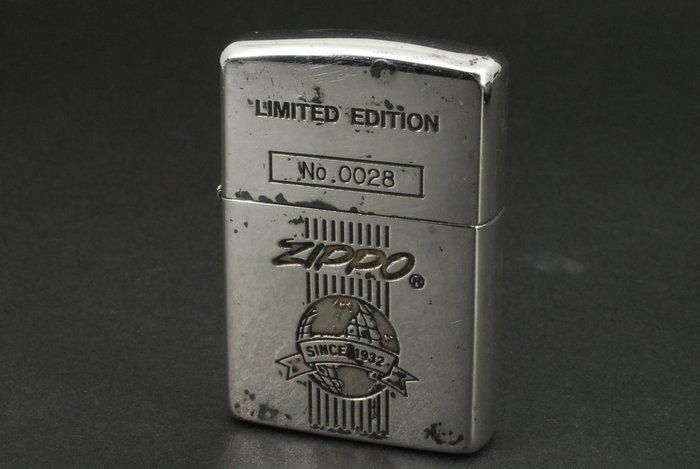 Zippo - Limited Edition “Since 1932” Commemorative -, Verzamelen, Rookartikelen, Aanstekers en Luciferdoosjes