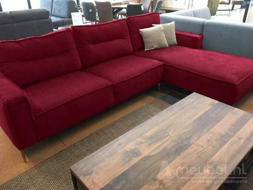 Loungebank Capelle - loungebanken - Rood, Huis en Inrichting, Banken | Sofa's en Chaises Longues, Nieuw, Overige materialen
