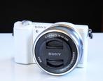 Sony A5100 + Sony PZ 16-50mm f3.5-5.6 OSS zoomlens; Digitale, Nieuw