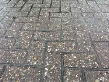 Goedkope bestrating, betonklinkers, straatstenen, verharding beschikbaar voor biedingen