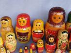 Themacollectie - Matroesjka-poppen, Russische houten poppen, Antiek en Kunst