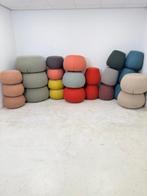 Partij Arper Pix poefen diverse kleuren en uitvoeringen!, Vergader- of Presentatieruimte, Ophalen of Verzenden, Gebruikt, Stoel