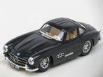 Burago 0130 Mercedes-Benz 300 SL (GSdcc, Personen), Hobby en Vrije tijd, Modelbouw | Figuren en Diorama's, Ophalen of Verzenden