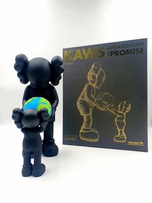 Kaws (1974) - Kaws The Promise Black edition 2022, Antiek en Kunst, Kunst | Schilderijen | Modern