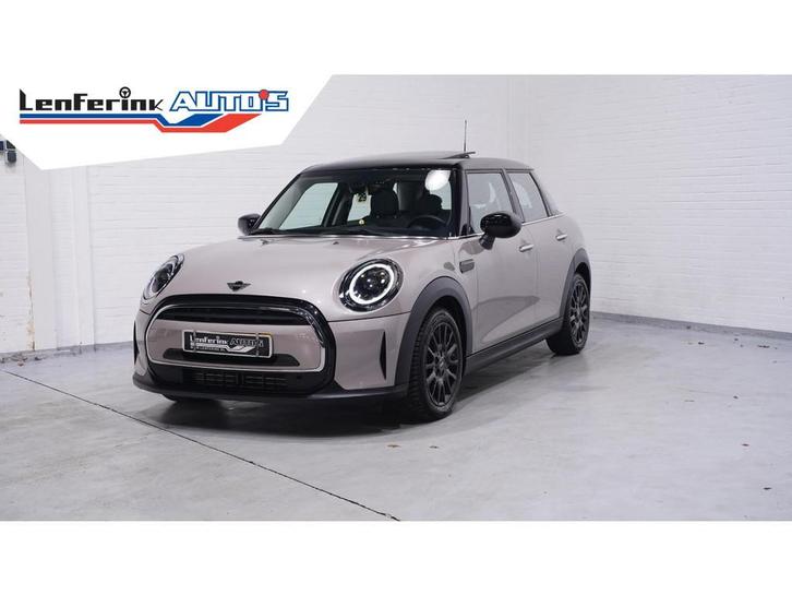 Mini 1.5 Cooper Business 1e Eig. 28.380 km NAP Panodak Navi, Auto's, Mini, Origineel Nederlands, Onderhoudsboekje, 12 maanden