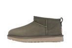 UGG Classic Ultra Mini Boot Burnt Olive - maat 37 (Laarzen), Verzenden, Nieuw, Sneakers of Gympen