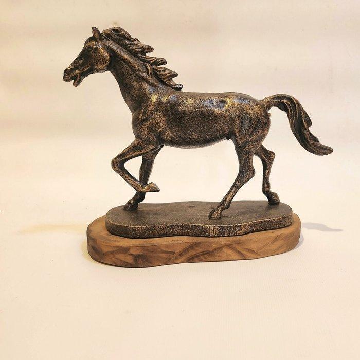 Beeldje - Hout, gietijzer, Antiek en Kunst, Curiosa en Brocante