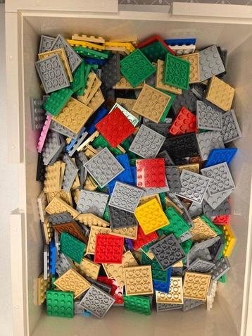 Lego Onderdelen - Grote partij lego plaatjes met lego beschikbaar voor biedingen