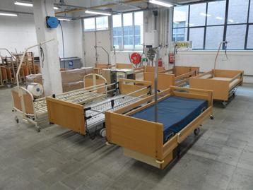 thuiszorgbed, verpleegbed, ziekenhuisbed, hoog/laag bed beschikbaar voor biedingen