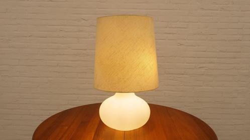 Tafellamp | Limburg | Glas | Wit | Vintage, Huis en Inrichting, Lampen | Tafellampen, Ophalen of Verzenden