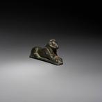 Oud-Egyptisch Brons Sfinx van de god Amon. Late Periode, 664, Verzamelen