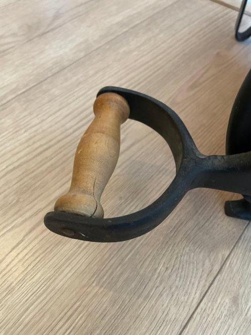 Raadvad - Ove Larsen - Broodsnijmachine - Model 294 -, Antiek en Kunst, Antiek | Meubels | Stoelen en Banken