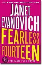 Fearless Fourteen 9780755337613 Janet Evanovich, Boeken, Gelezen, Janet Evanovich, Evanovich, Verzenden