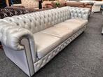 Vintage Chesterfield XXL Bank Type Brighton Zilvergrijs Leer, Huis en Inrichting, Banken | Bankstellen, Ophalen, Gebruikt, CHESTERFIELD