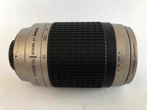 Nikon AF Nikkor 70-300mm 1:4-5,6 G con parasol Zoomlens, Audio, Tv en Foto, Fotocamera's Analoog