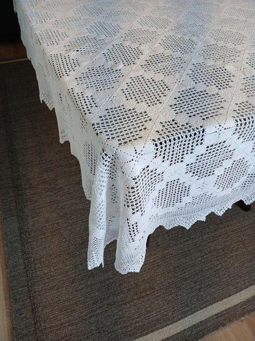 Tafelkleed - 270 cm - 150 cm - Handdoek of sprei, Antiek en Kunst, Antiek | Kleden en Textiel