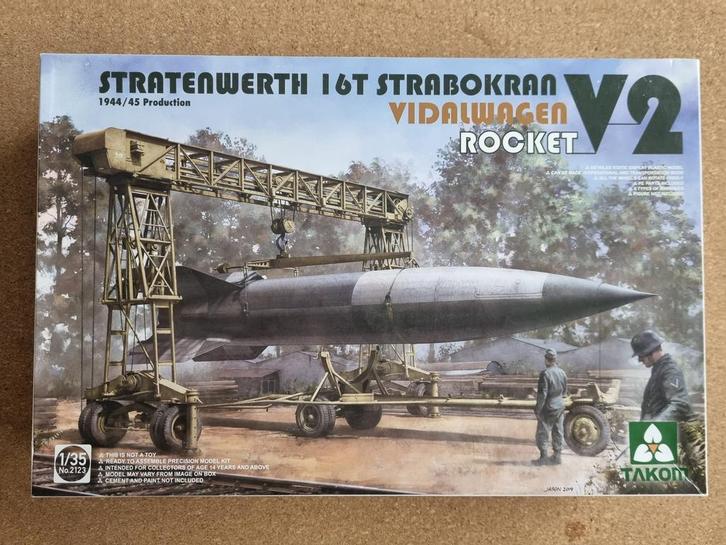 Takom 2123 Stratenwerth 16T Strabokran Vidalwagen V-2 Rocket, Hobby en Vrije tijd, Modelbouw | Vliegtuigen en Helikopters, Verzenden