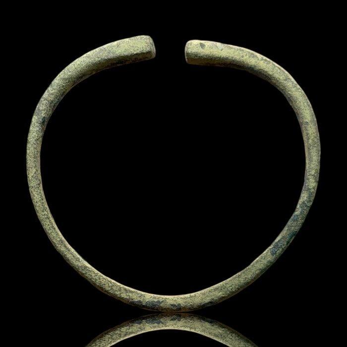 Oud Keltoons Brons Armband (Zonder Minimumprijs), Sieraden, Tassen en Uiterlijk, Antieke sieraden