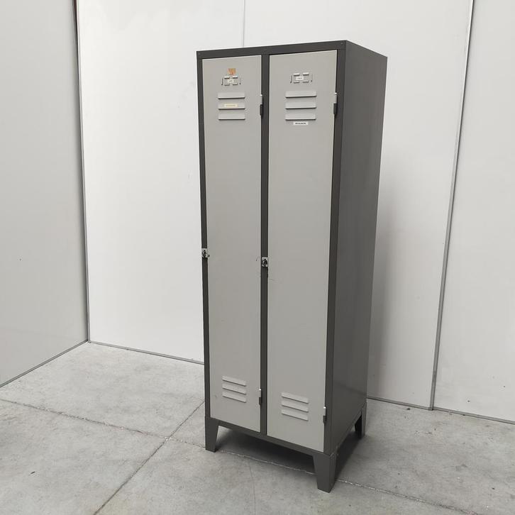 2-deurs retro kledinglocker - 180x63x50 cm, Huis en Inrichting, Kasten | Lockerkasten, Ophalen of Verzenden