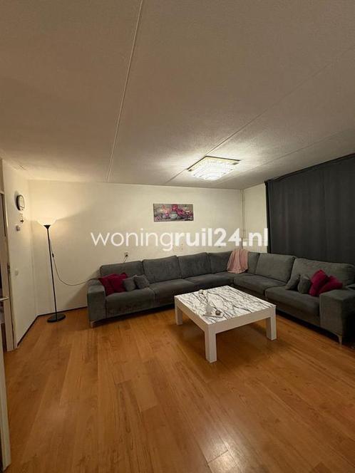 Woningruil - Solidarnoscstraat 94 - 4 kamers, Huizen en Kamers, Woningruil, Noord-Holland