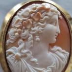 Broche - 18 karaat Geel goud - 1850 gesigneerde cameo