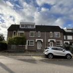 Gerenoveerde hoekwoning met tuin en parkeergelegenheid, Huizen en Kamers, Huizen te koop, Heerlen